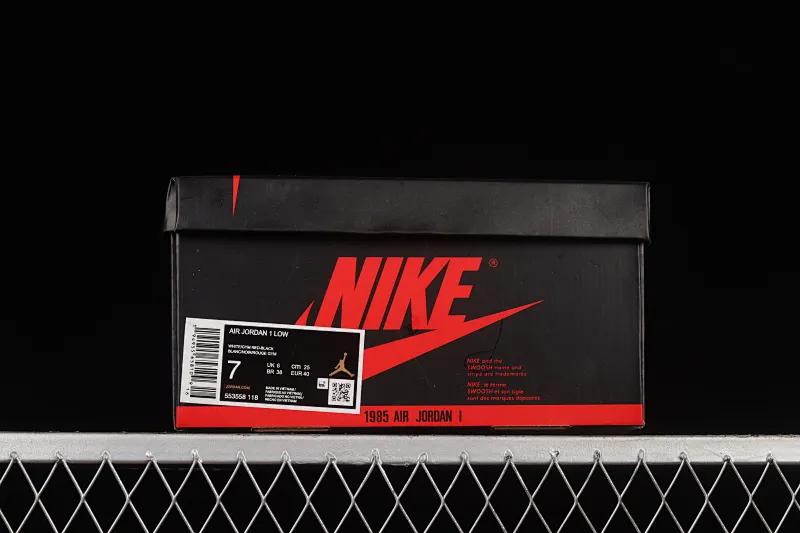 All categories Air Jordan Jordan series basketball shoes Air Jordan 1 Low Air Jordan 1 Low AJ1 Joe 1 customized version Vibe flavor deconstruction sports culture basketball shoes 553558-118